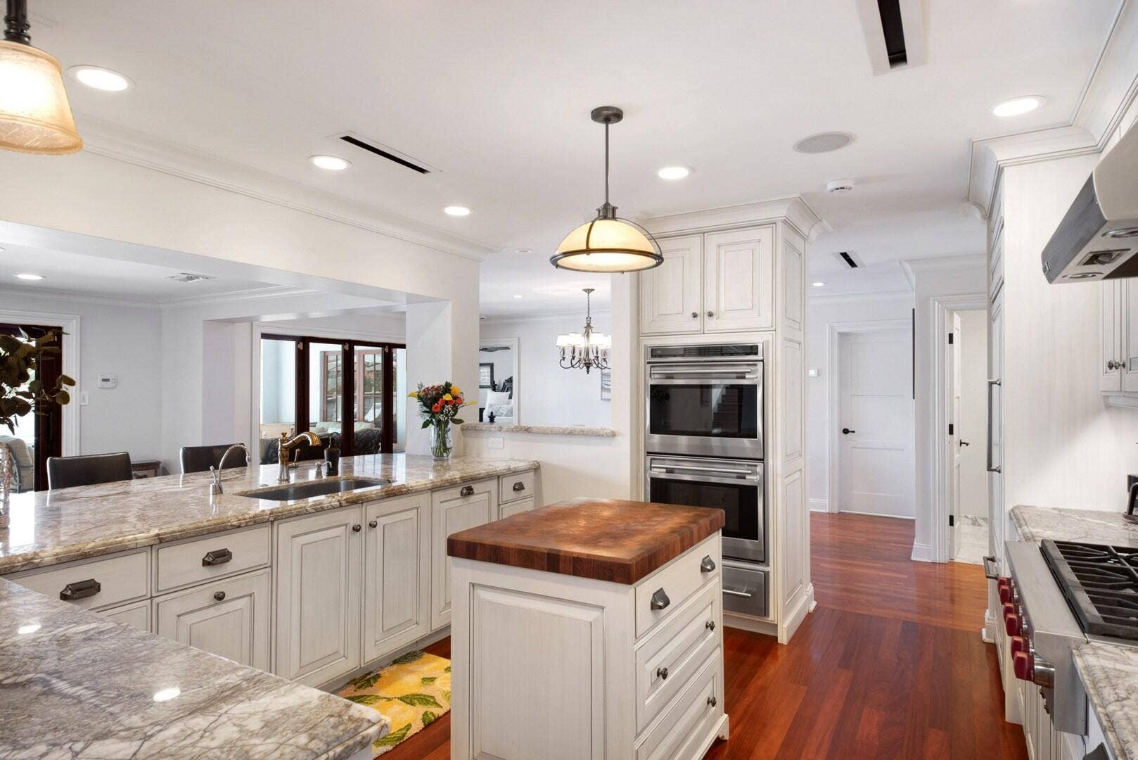 4555 W Tradewinds Avenue, Lauderdale By The Sea, FL 33308 Updated Kitchen