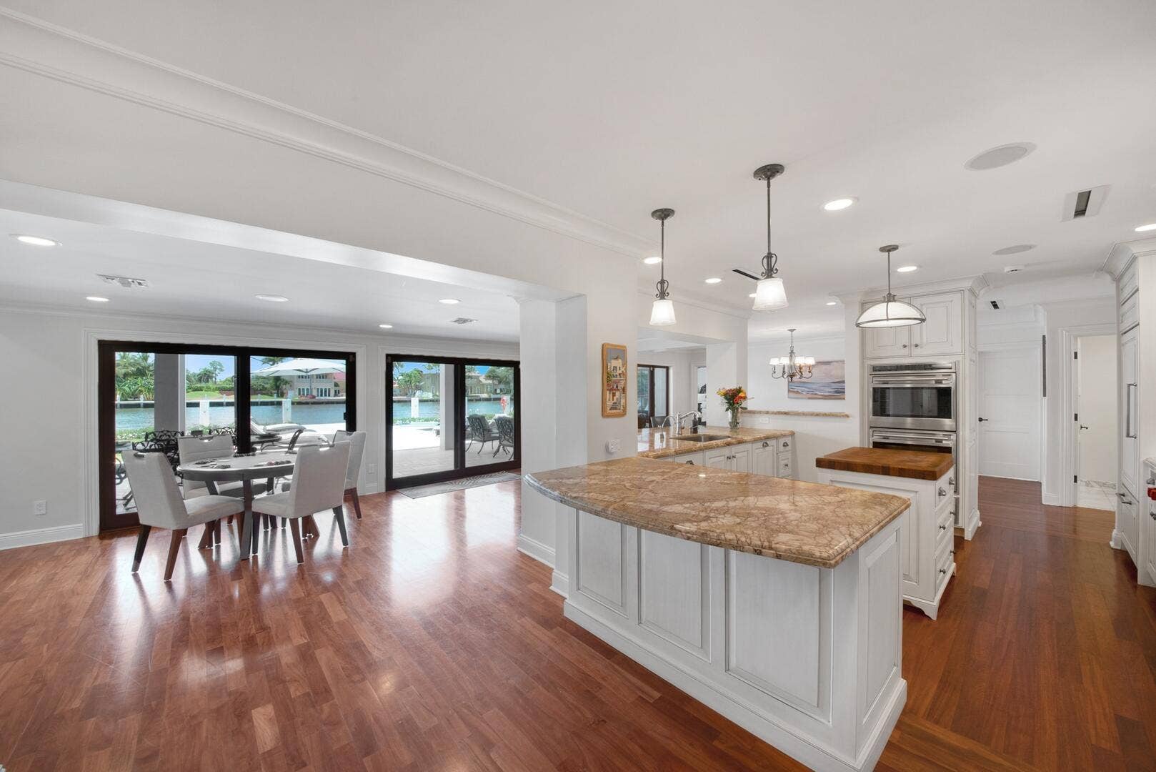 4555 W Tradewinds Avenue, Lauderdale By The Sea, FL 33308 Natural Light