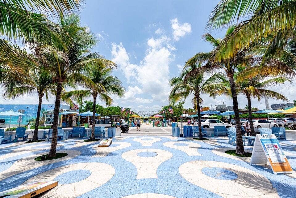 4555 W Tradewinds Avenue, Lauderdale By The Sea, FL 33308 Lauderdale by the Sea