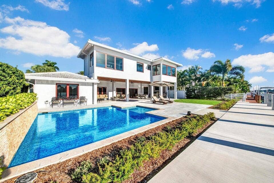 4555 W Tradewinds Avenue, Lauderdale By The Sea, FL 33308 Back of Home