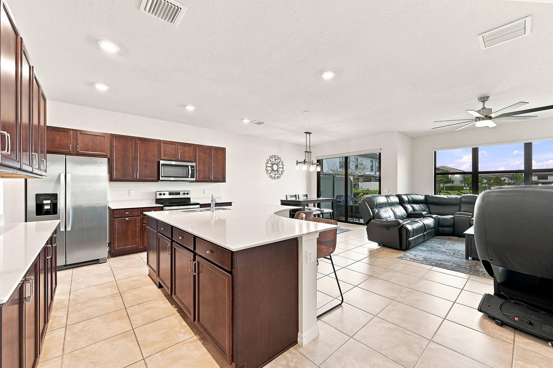 4480 W Appleton Cir W, Oakland Park, FL 33309 06_stl_6519