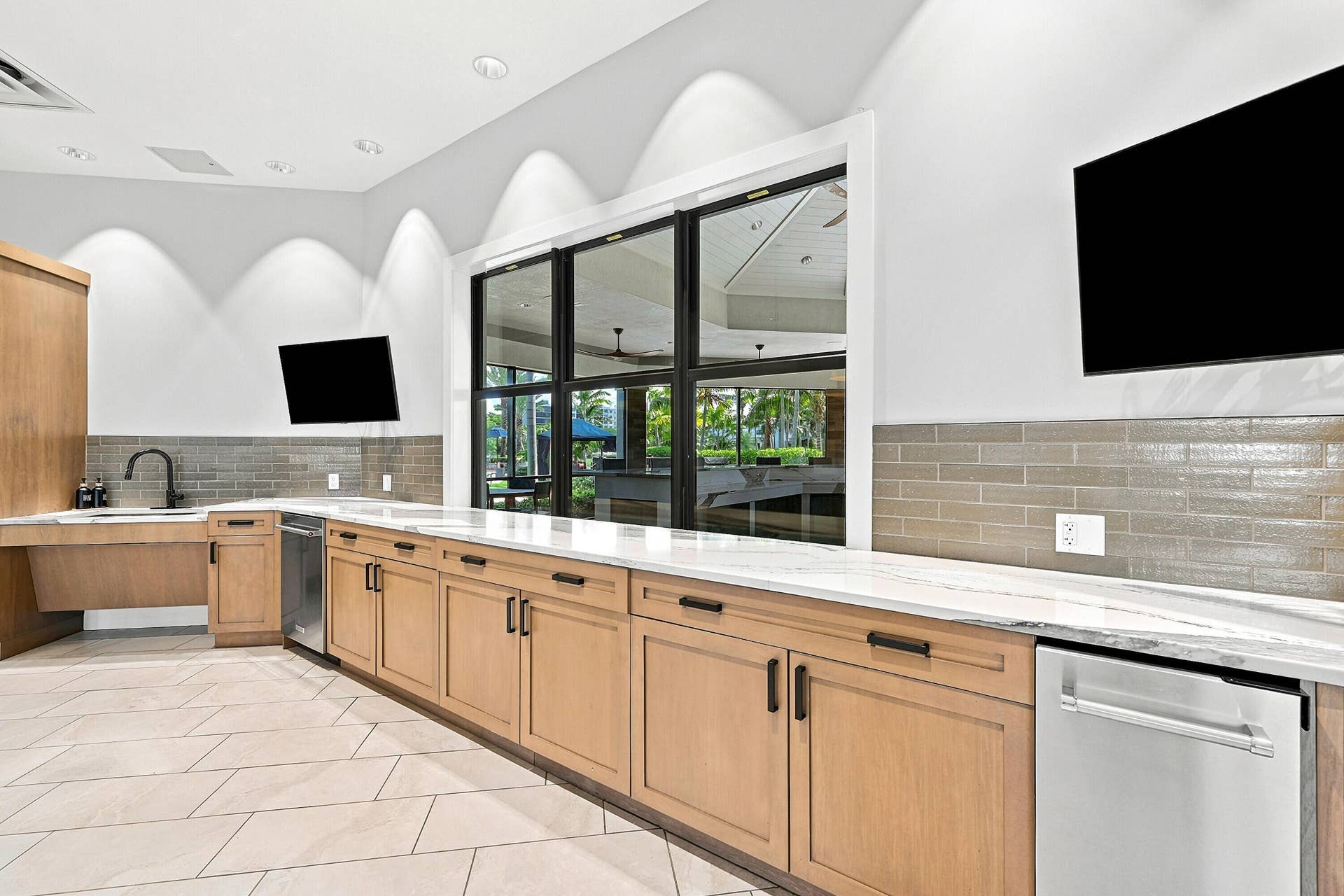 4480 W Appleton Cir W, Oakland Park, FL 33309 48_stl_6729