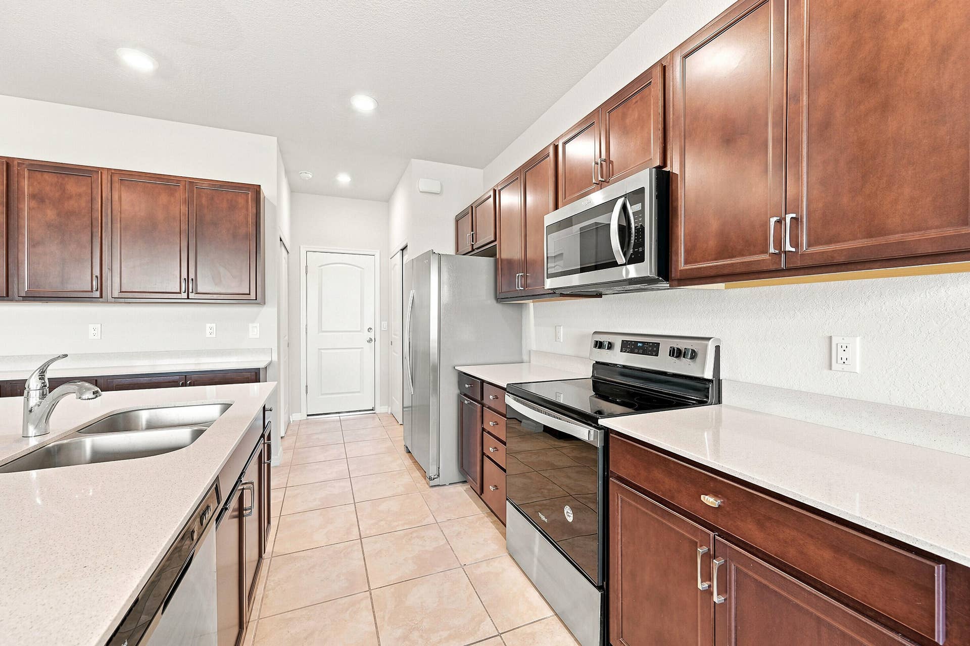4480 W Appleton Cir W, Oakland Park, FL 33309 09_stl_6539