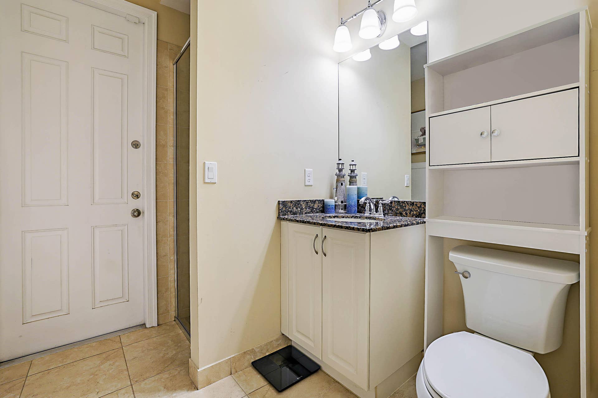 7593 NW 113th Ave -23
