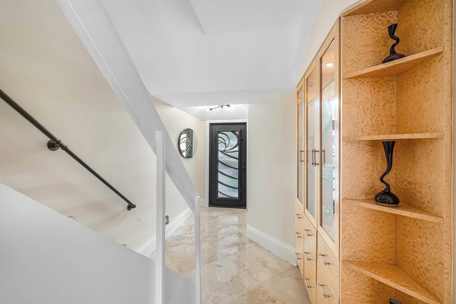 1005 Bel Air Drive, #5, Highland Beach, FL 33487 3 - Foyer