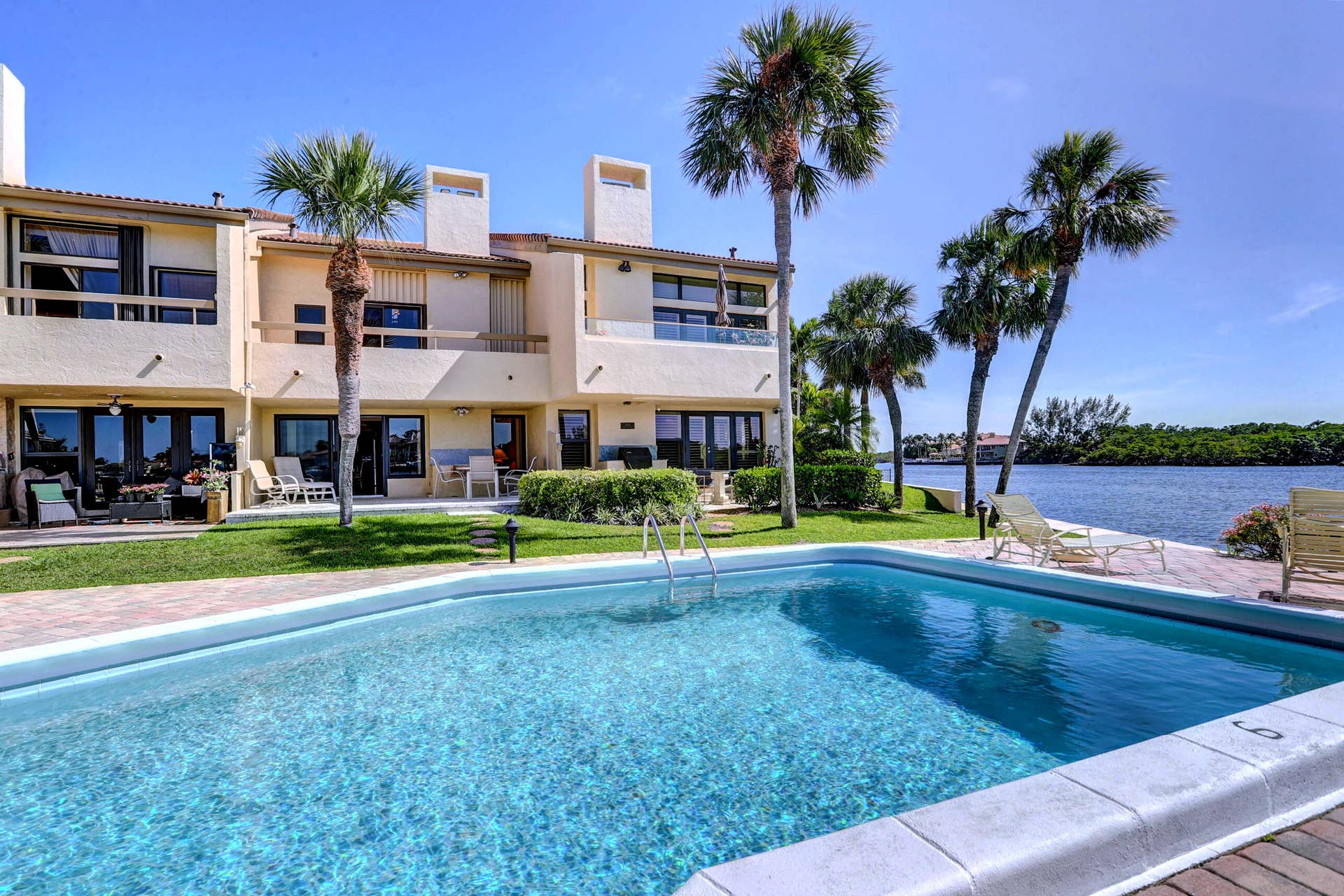 1005 Bel Air Drive, #5, Highland Beach, FL 33487 8 - Breakfast Bar