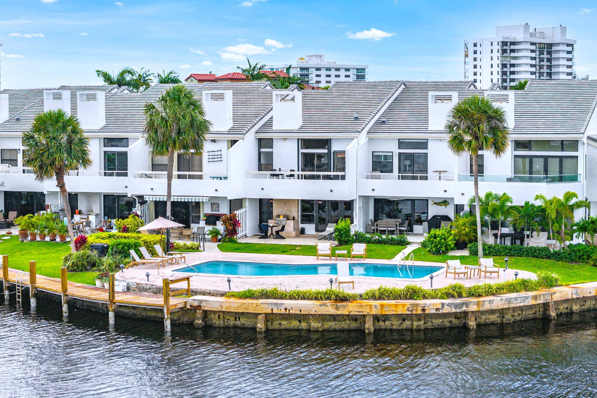 1005 Bel Air Drive, #5, Highland Beach, FL 33487 33 - Rear Facade