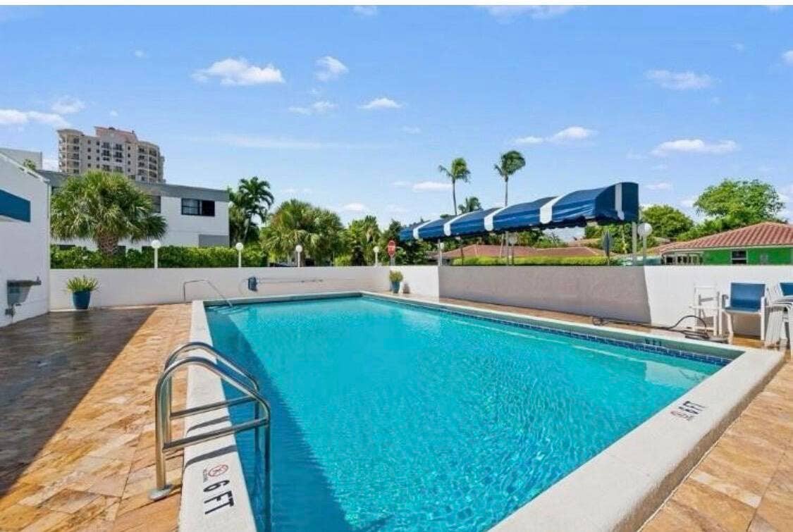 2200 NE 33rd Avenue, #11G, Fort Lauderdale, FL 33305 heated pool