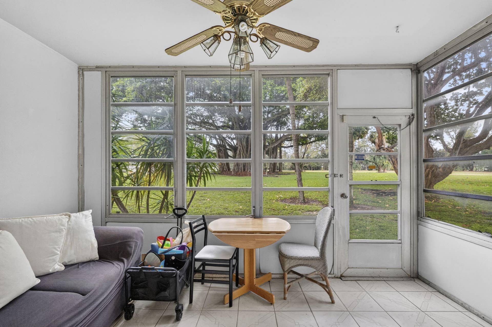 3000 S Course Drive, #103, Pompano Beach, FL 33069 21-web-or-mls-8I8A2142