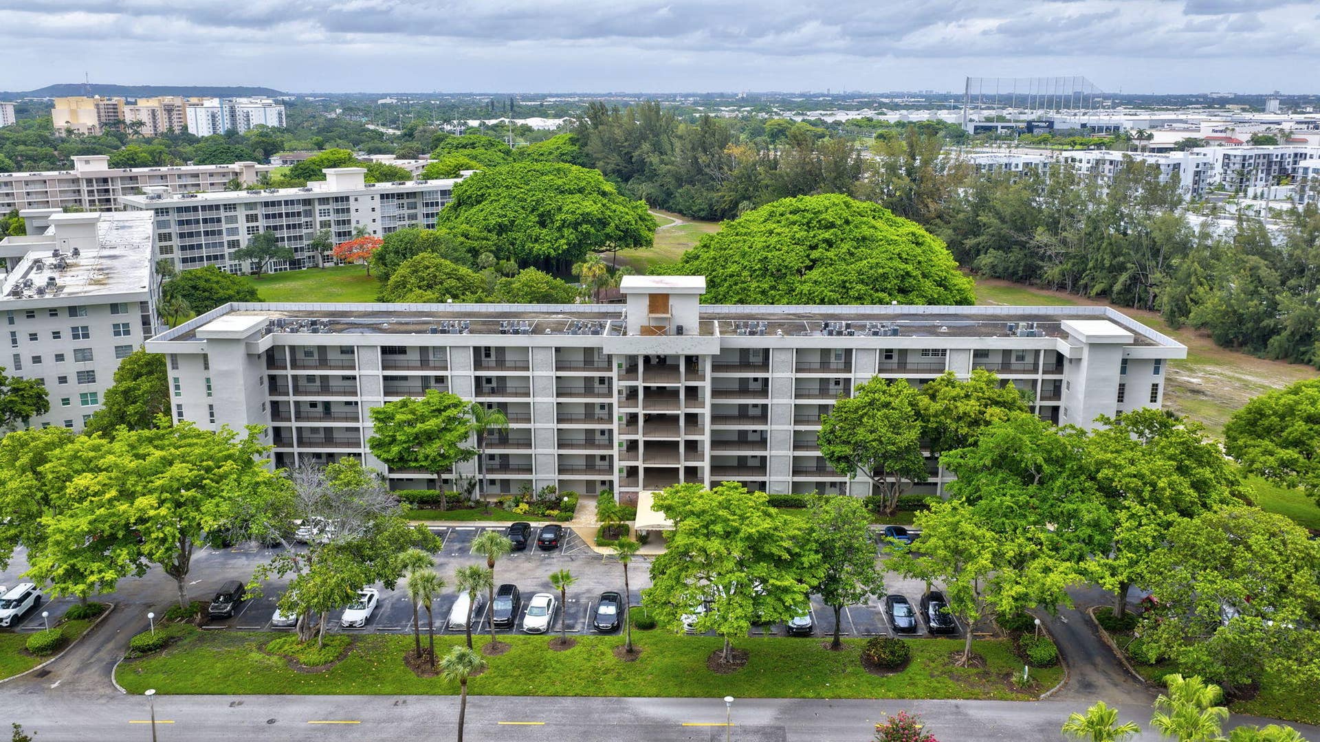 3000 S Course Drive, #103, Pompano Beach, FL 33069 33-web-or-mls-DJI_20260605030224_0063_D_
