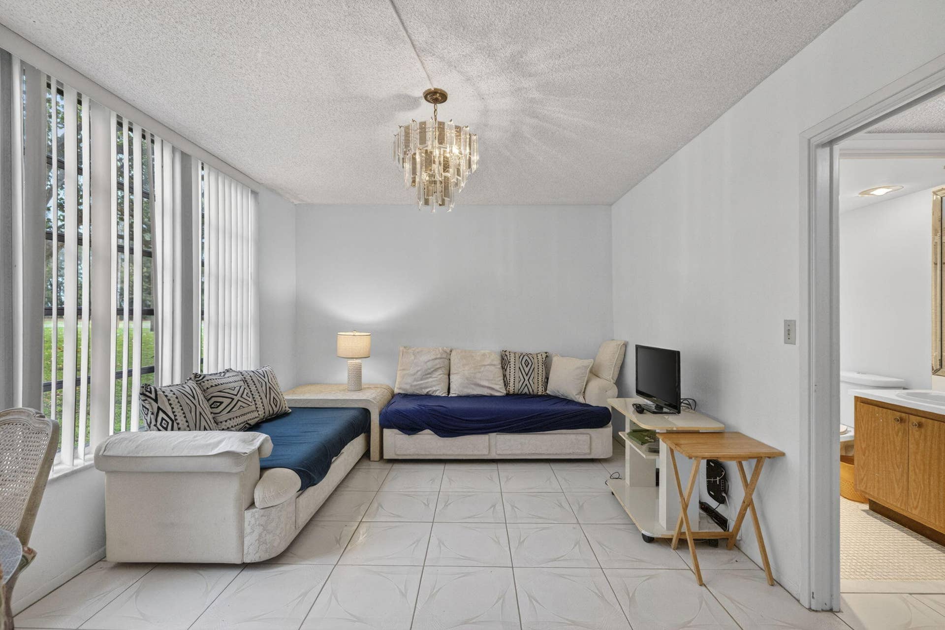 3000 S Course Drive, #103, Pompano Beach, FL 33069 8-web-or-mls-8I8A2078