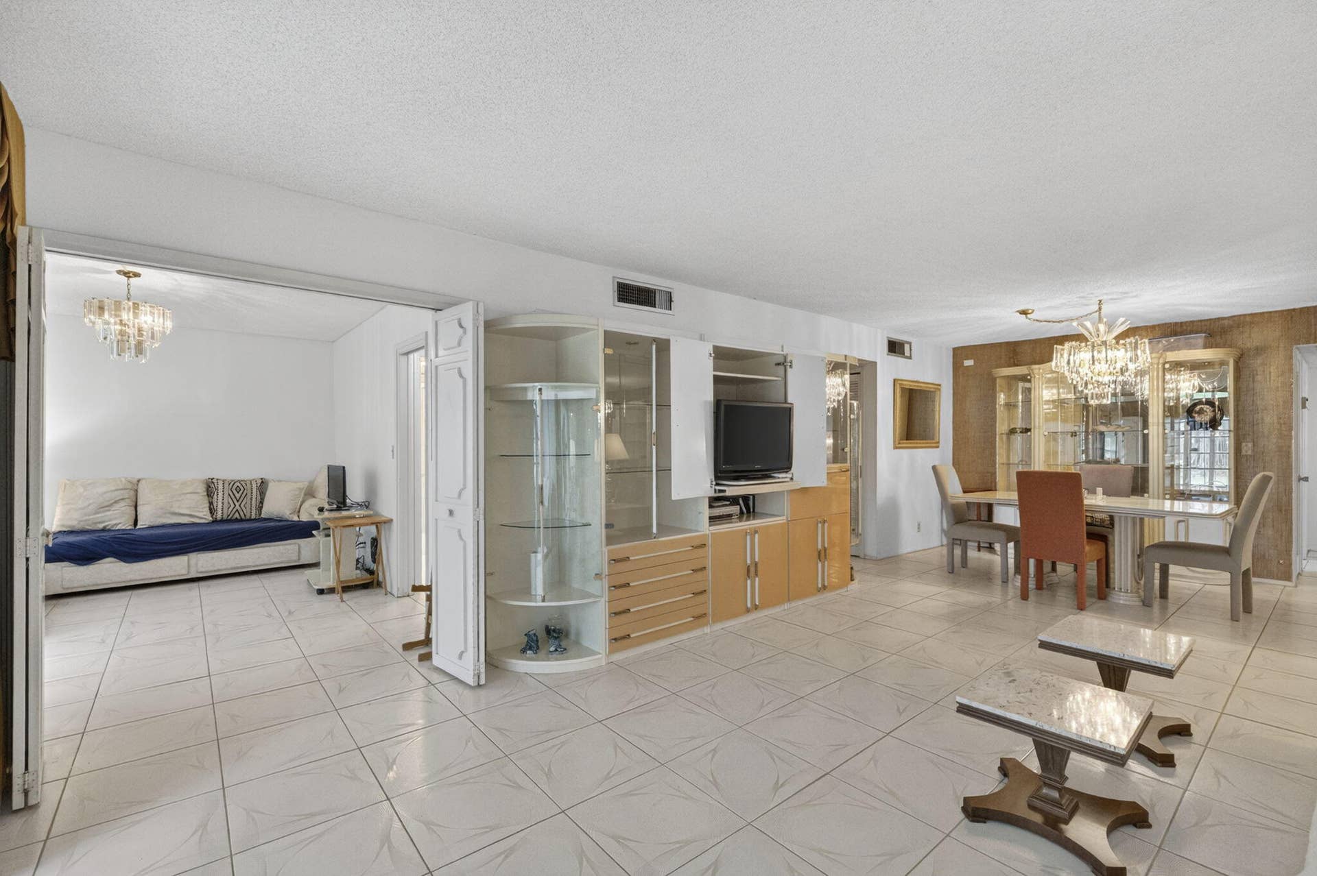 3000 S Course Drive, #103, Pompano Beach, FL 33069 6-web-or-mls-8I8A2064