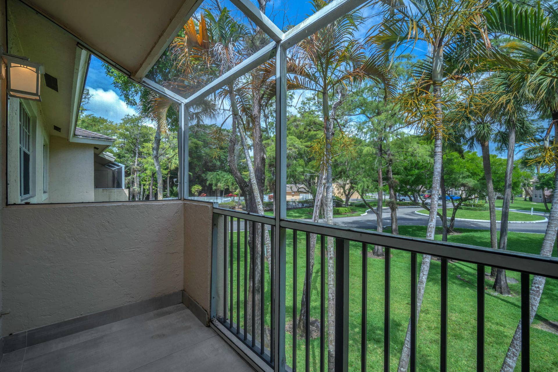 671 Cypress Lake Boulevard, #L21, Deerfield Beach, FL 33064 20-web-or-mls-DSC09943