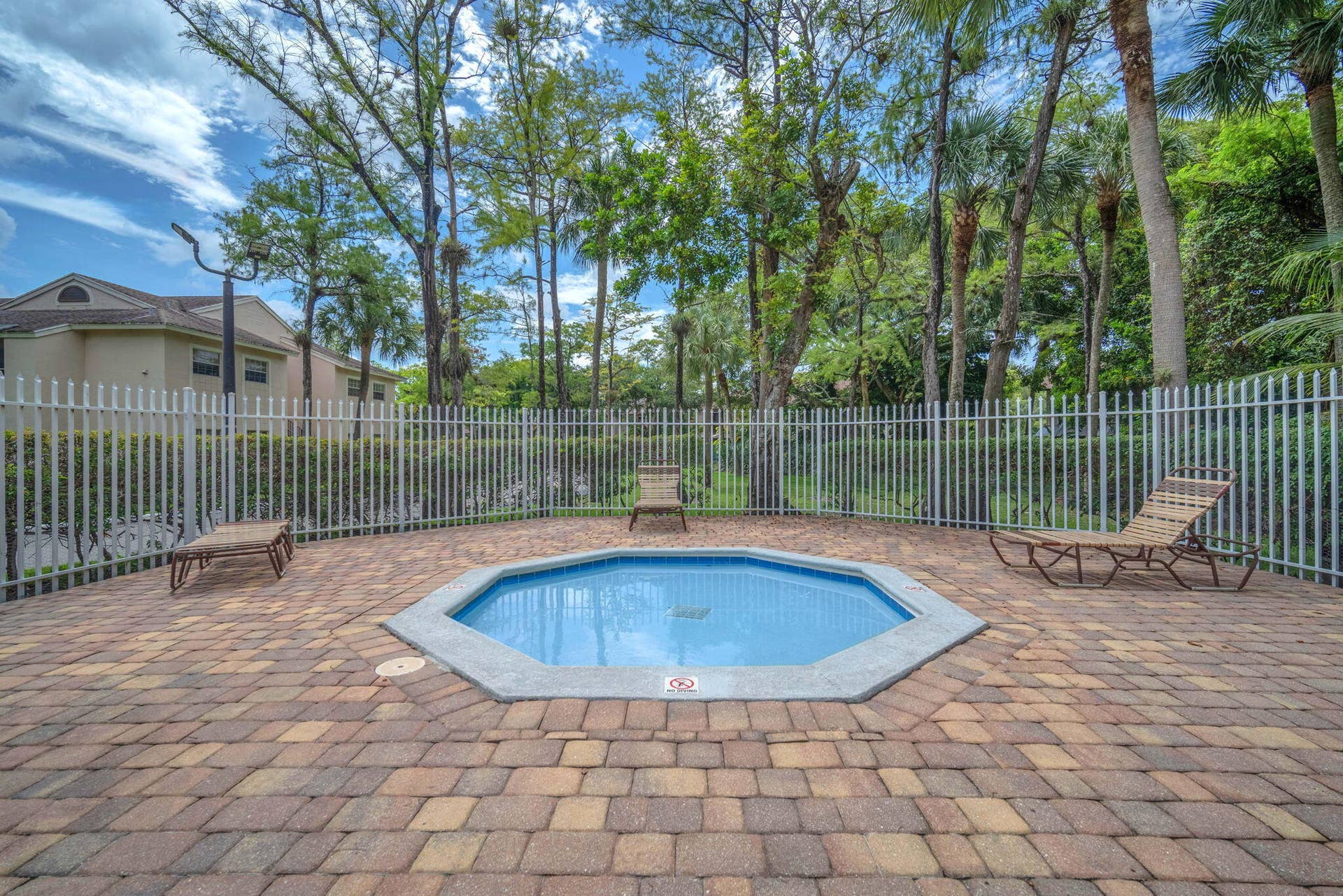 671 Cypress Lake Boulevard, #L21, Deerfield Beach, FL 33064 32-web-or-mls-DSC09978