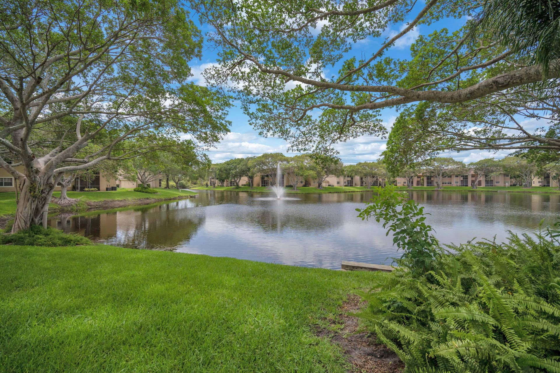 671 Cypress Lake Boulevard, #L21, Deerfield Beach, FL 33064 40-web-or-mls-DSC09992
