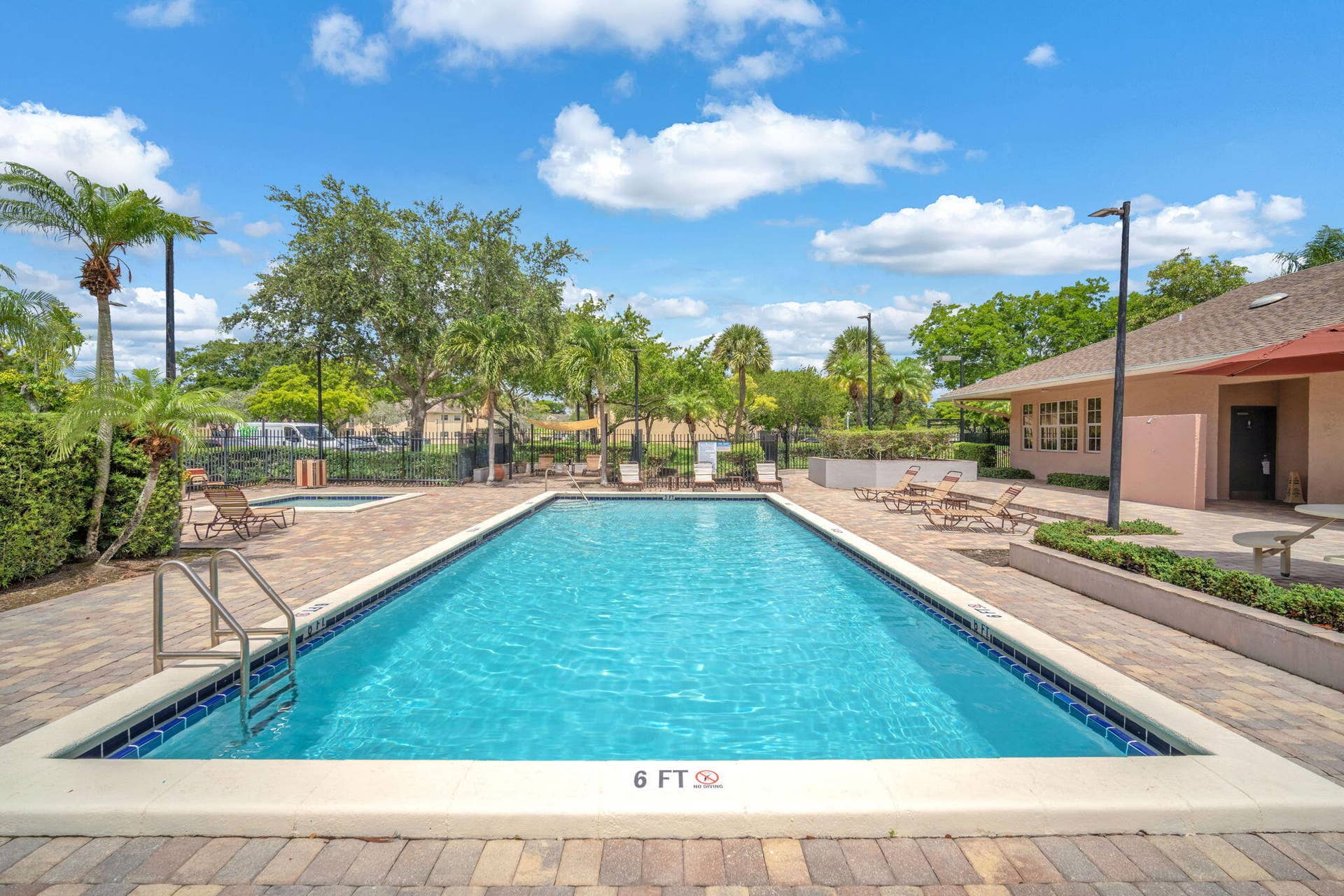 671 Cypress Lake Boulevard, #L21, Deerfield Beach, FL 33064 37-web-or-mls-DSC09983