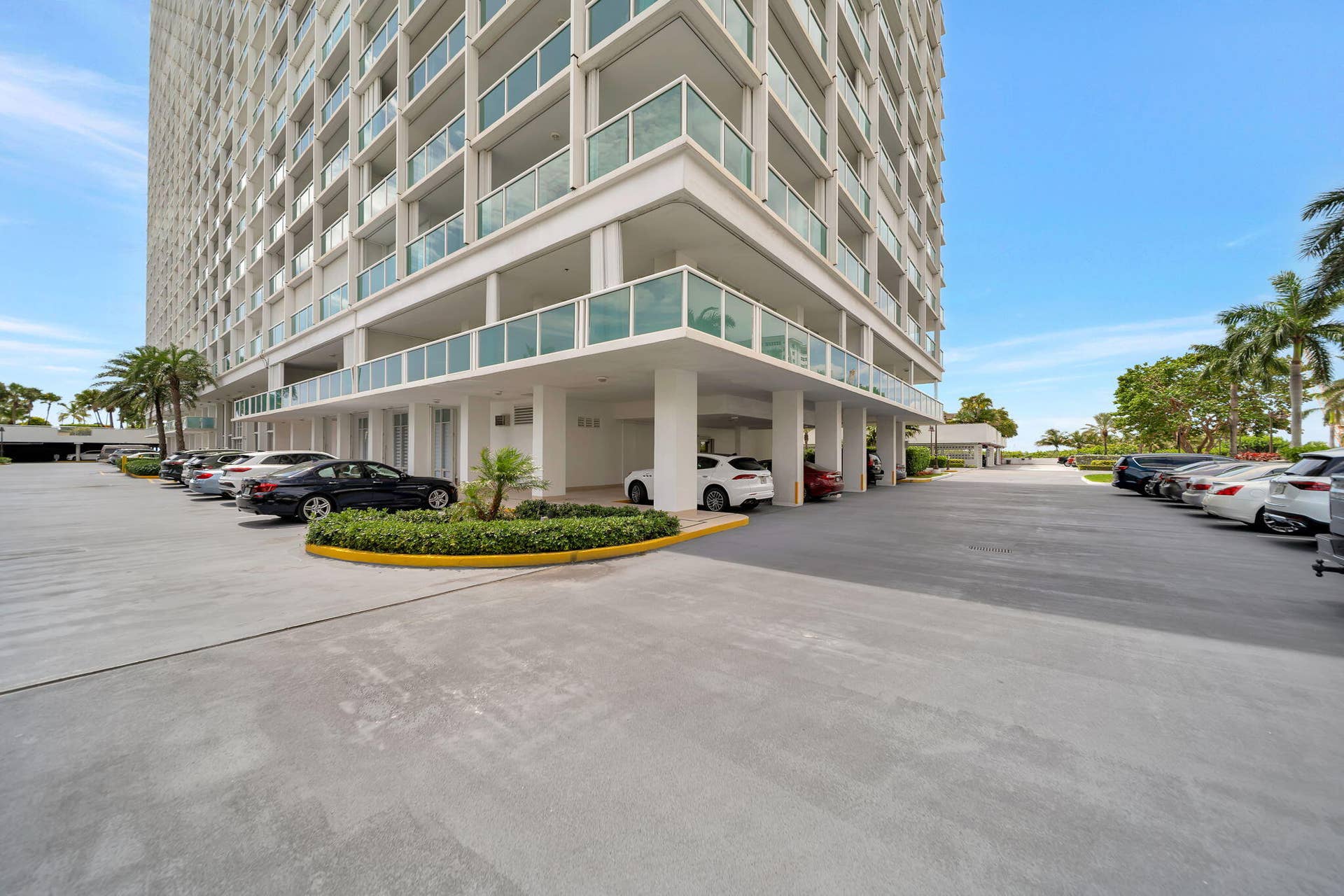 2100 S Ocean Lane, #101-102, Fort Lauderdale, FL 33316 101-web-or-mls-DSC08422