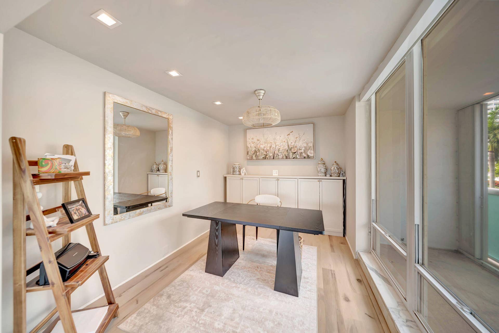 2100 S Ocean Lane, #101-102, Fort Lauderdale, FL 33316 Office area