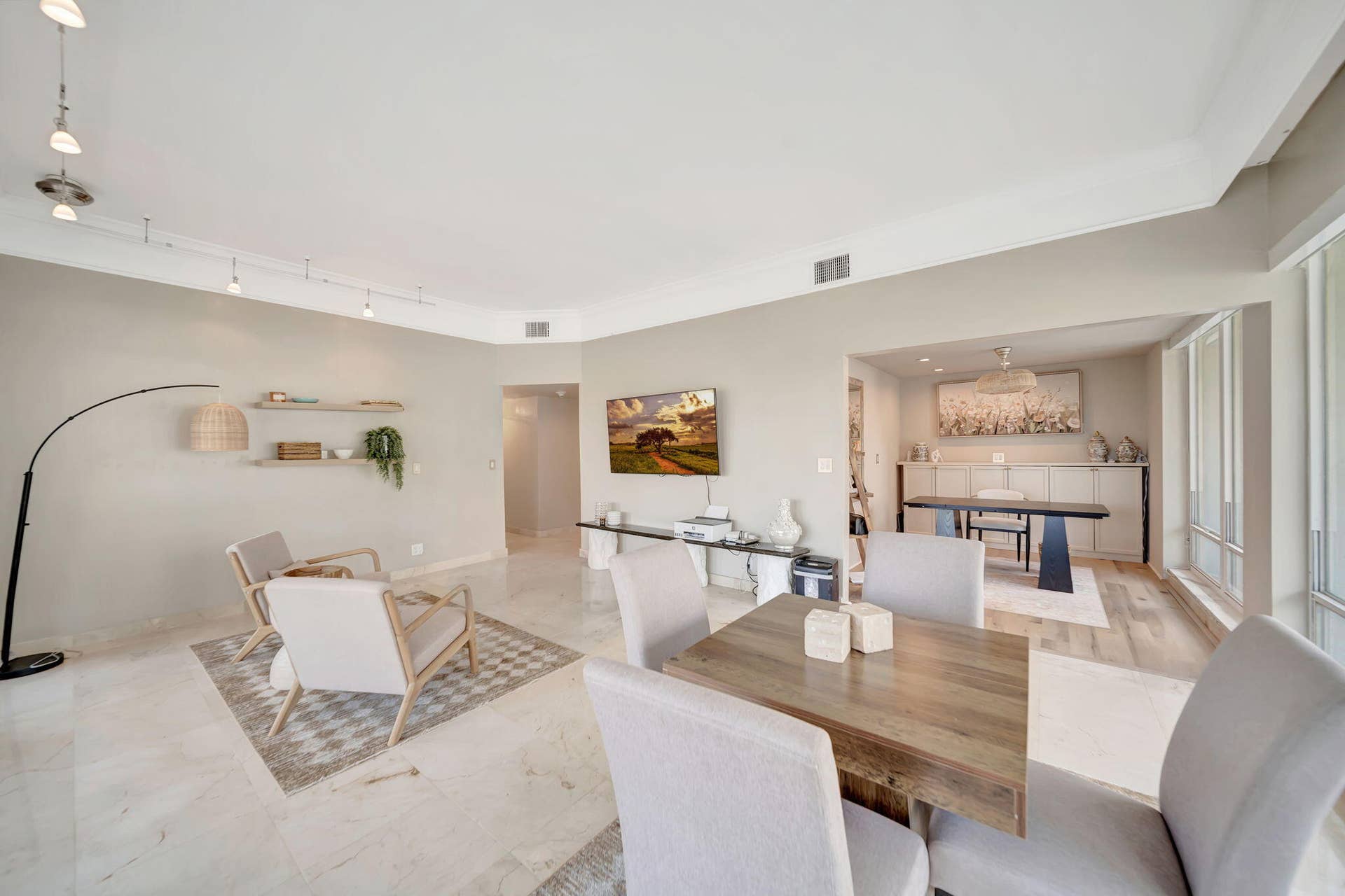 2100 S Ocean Lane, #101-102, Fort Lauderdale, FL 33316 Family room