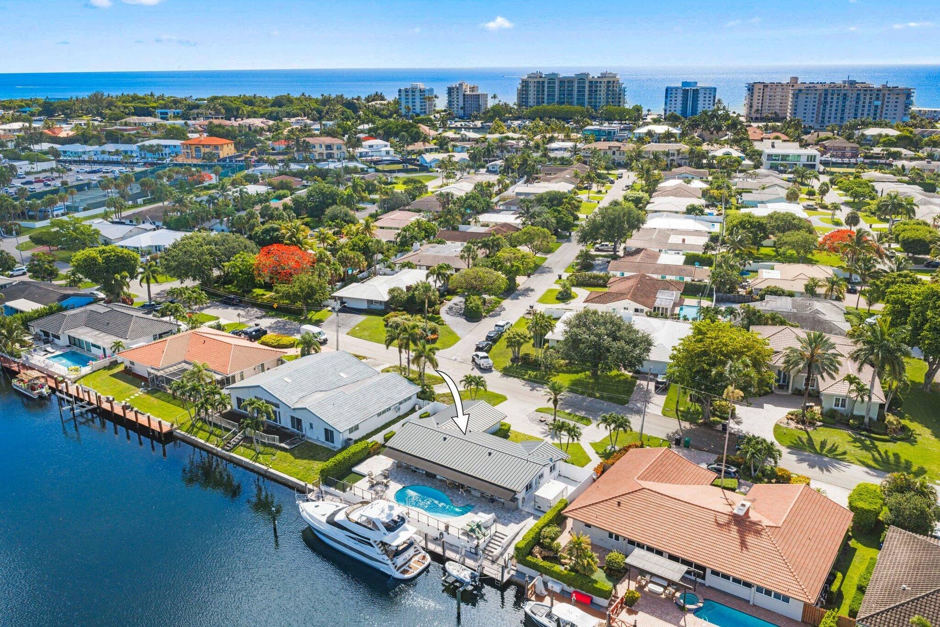 4021 NE 27th Terrace, Lighthouse Point, FL 33064 4021 Northeast 27th Terrace - 8.jpg-SMAL