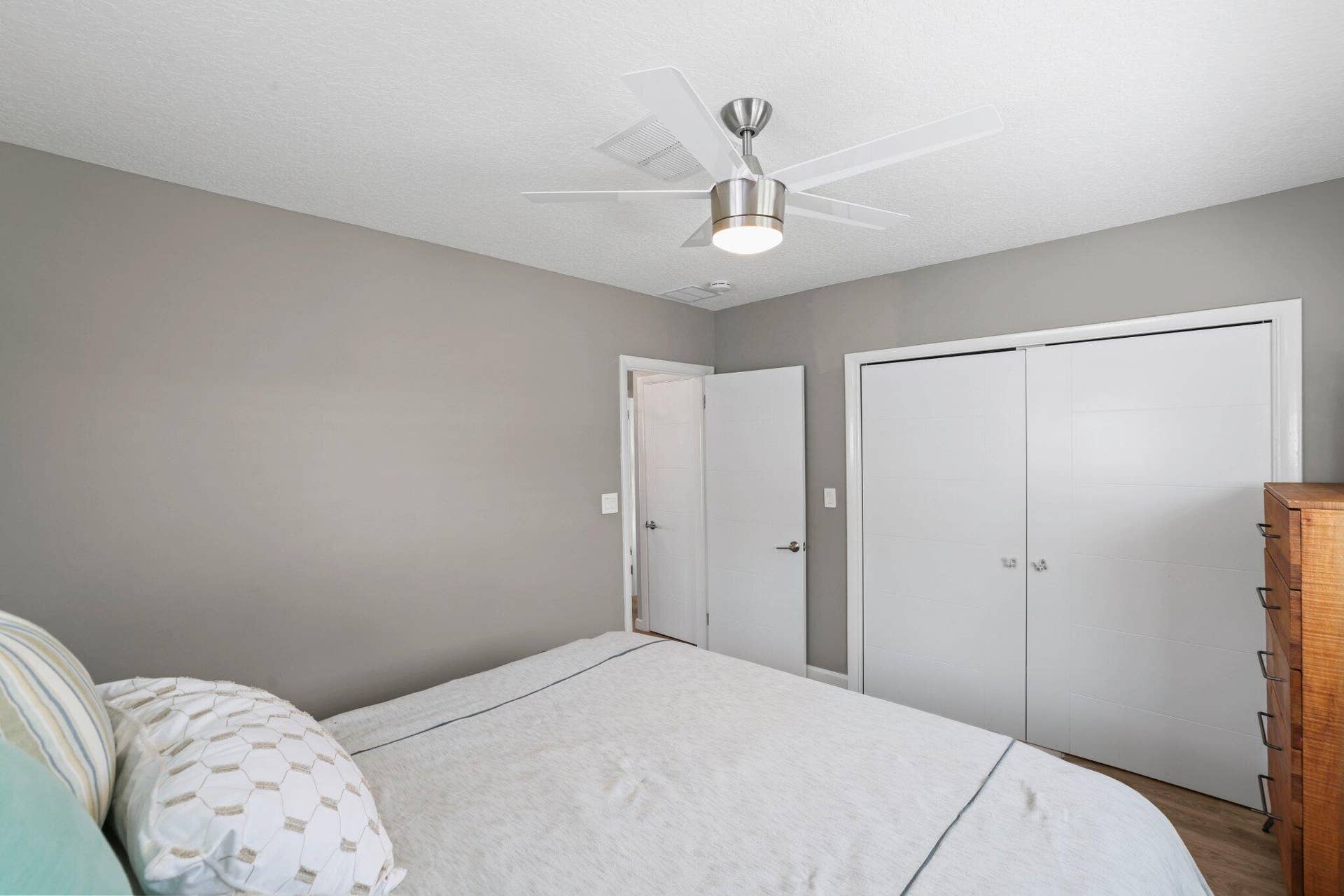 4021 NE 27th Terrace, Lighthouse Point, FL 33064 4021 Northeast 27th Terrace - 45.jpg-SMA