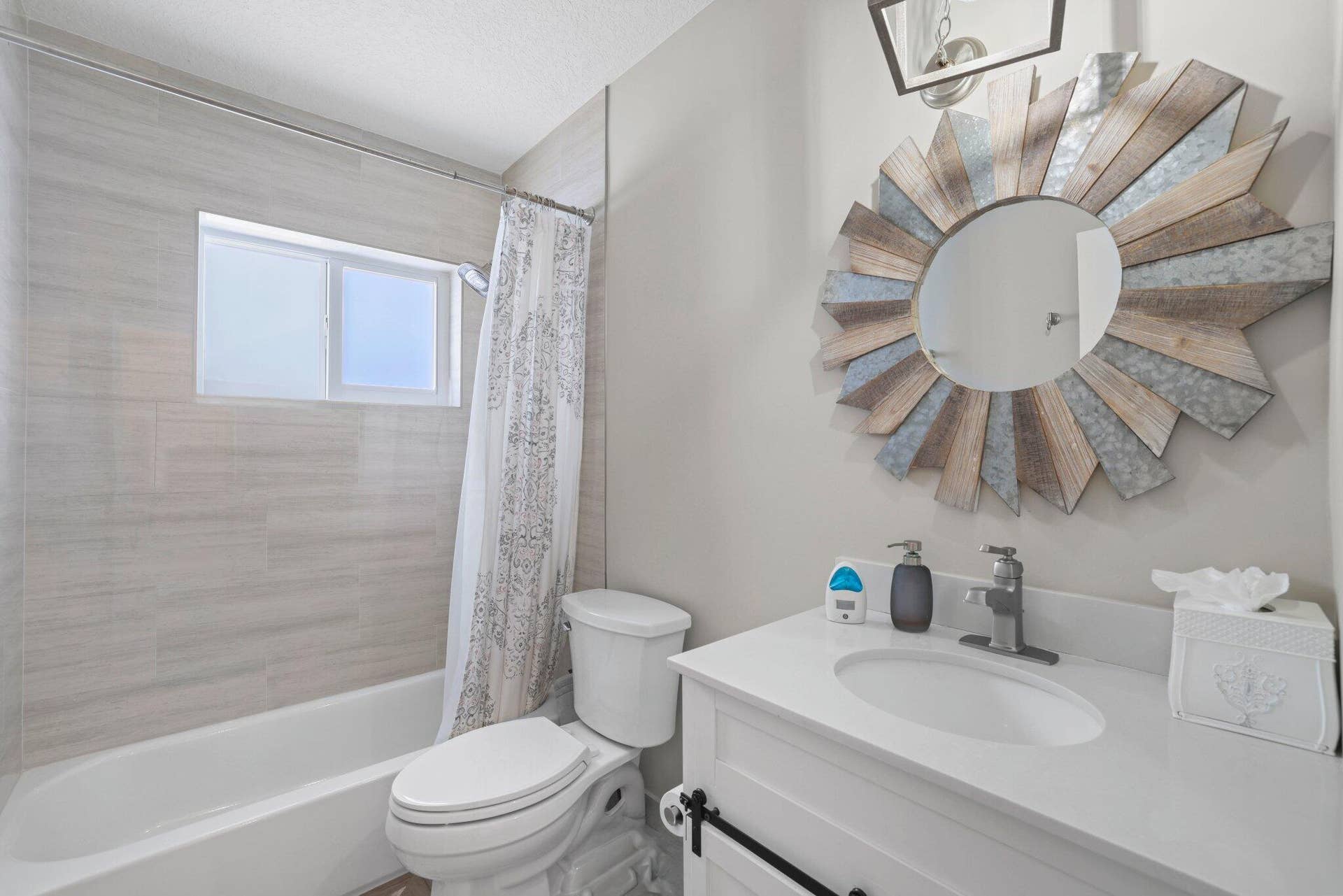 4021 NE 27th Terrace, Lighthouse Point, FL 33064 4021 Northeast 27th Terrace - 43.jpg-SMA