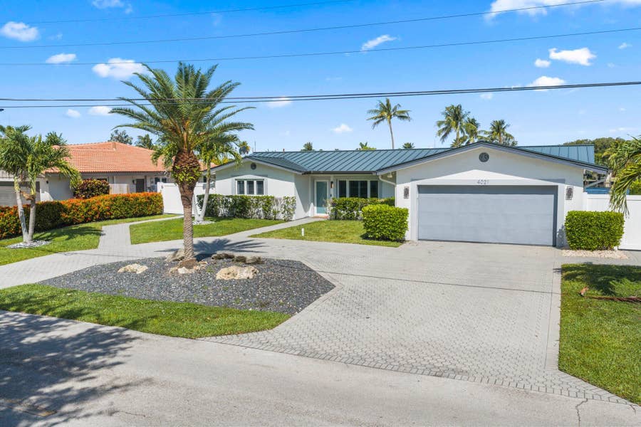 Property photo for 4021 NE 27th Terrace, Lighthouse Point, FL