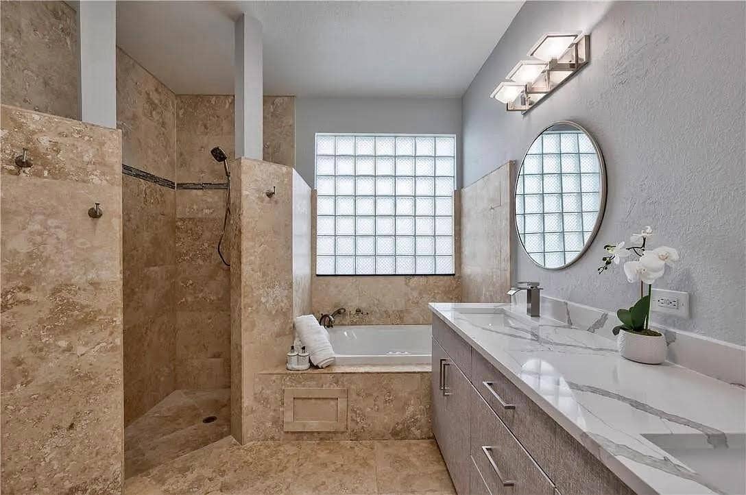 5989 NW 74th Street, Parkland, Parkland, FL 33067 bathroom