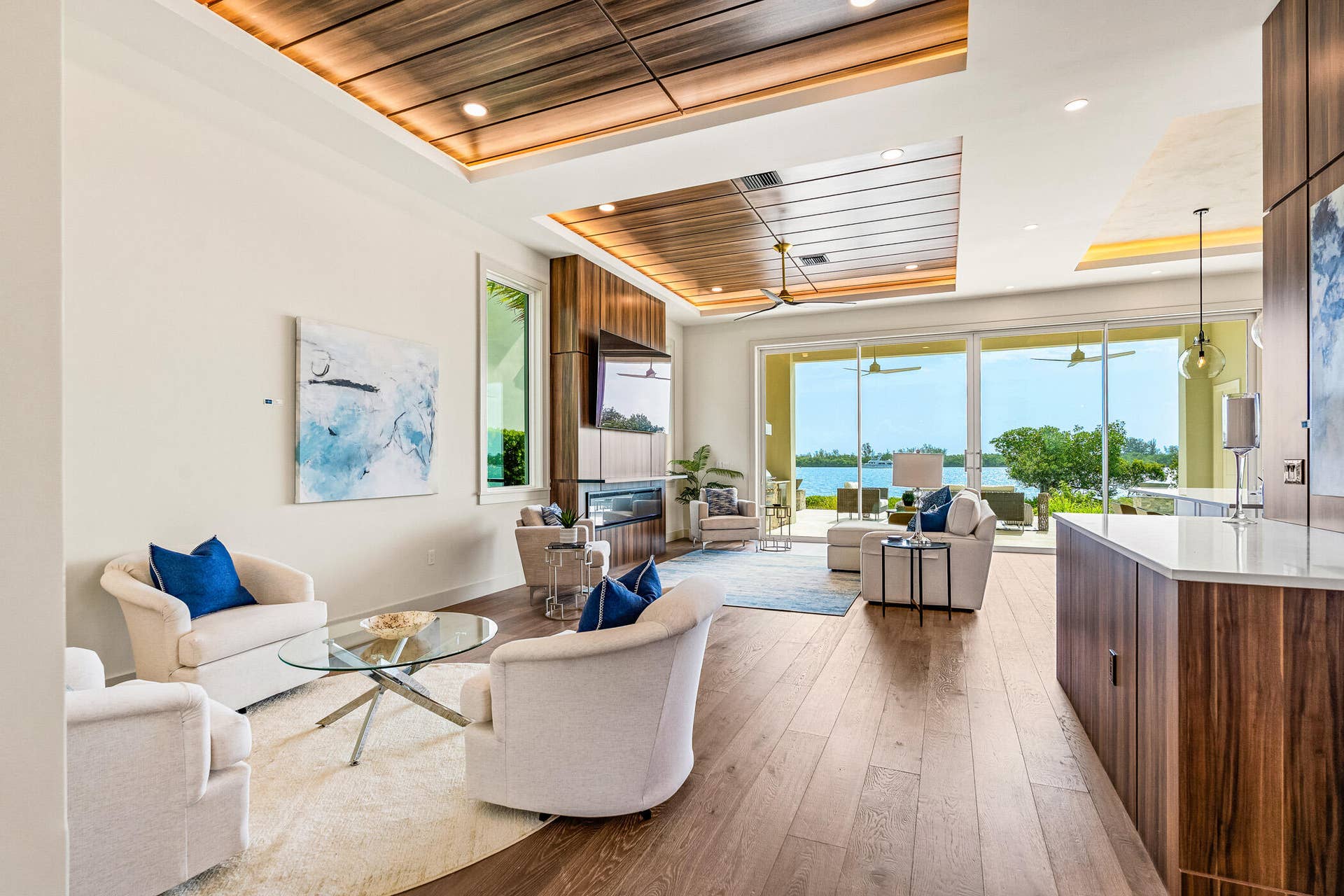 4842 S Harbor Drive, Vero Beach, FL 32967 Dining to water