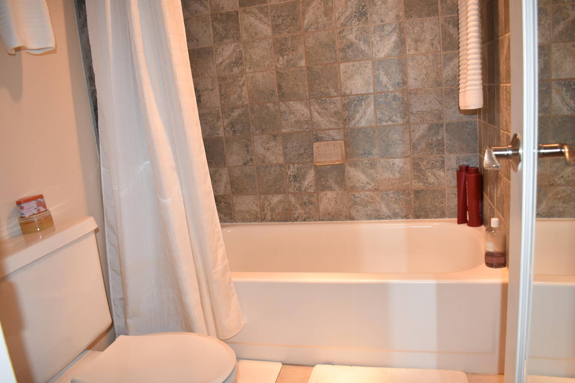 1101 River Reach Drive, #212, Fort Lauderdale, FL 33315 Primary Bathroom