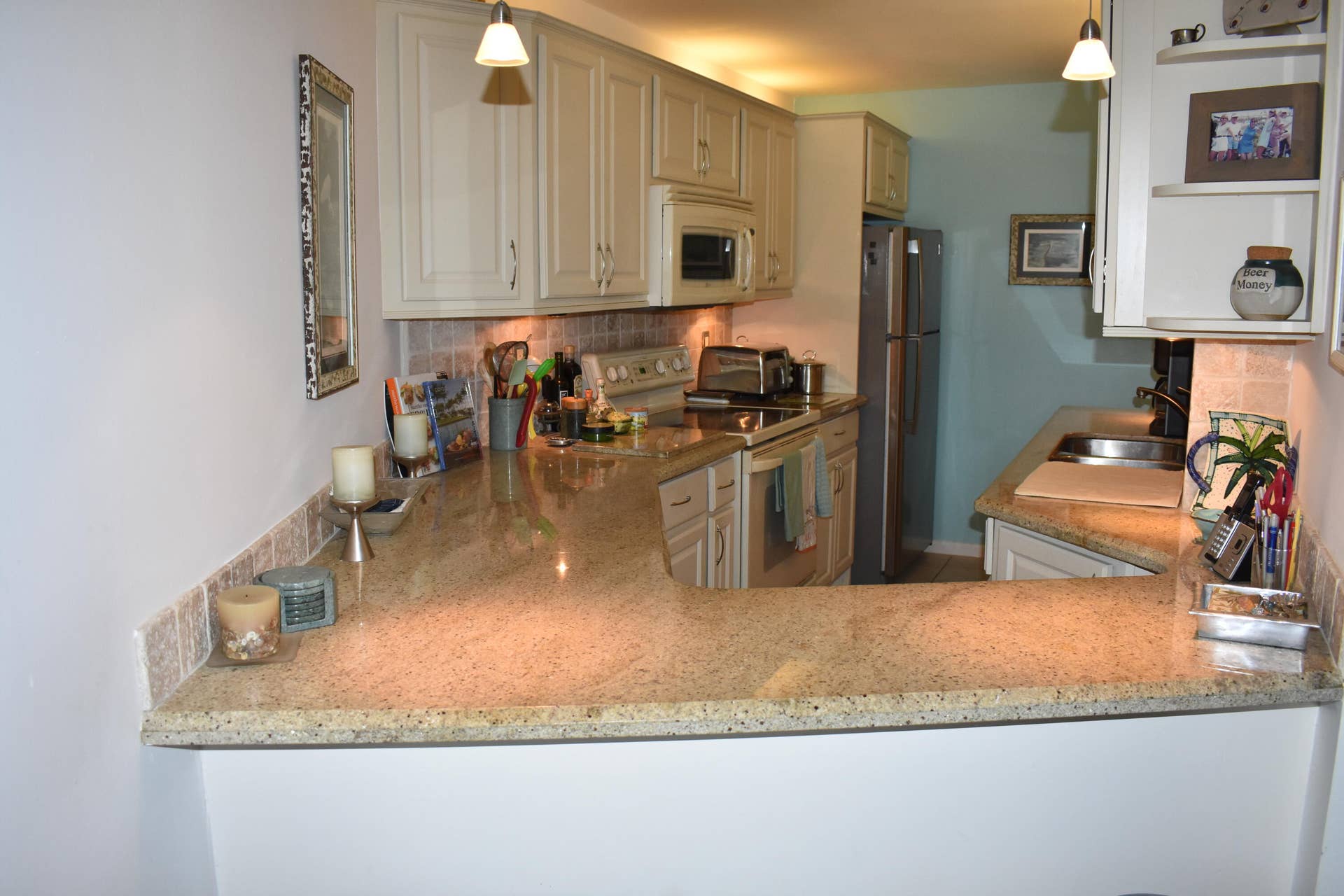 1101 River Reach Drive, #212, Fort Lauderdale, FL 33315 Pass through from living room to kitchen