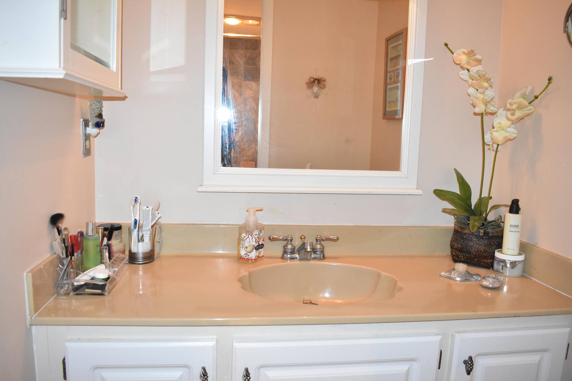 1101 River Reach Drive, #212, Fort Lauderdale, FL 33315 Primary Bath Vanity
