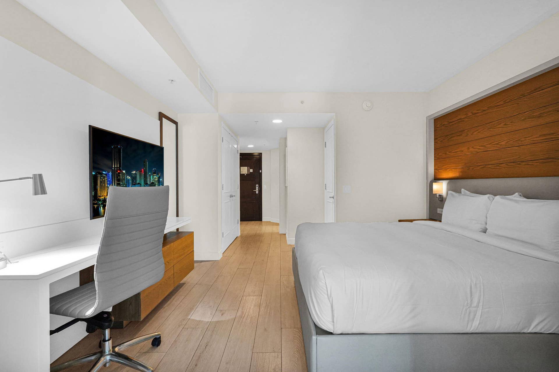 505 N Fort Lauderdale Beach Boulevard, #1103, Fort Lauderdale, FL 33304 27-web-or-mls-DSC09196