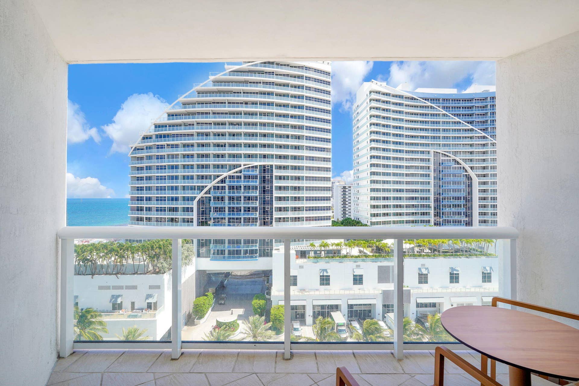 505 N Fort Lauderdale Beach Boulevard, #1103, Fort Lauderdale, FL 33304 5-web-or-mls-DSC09501