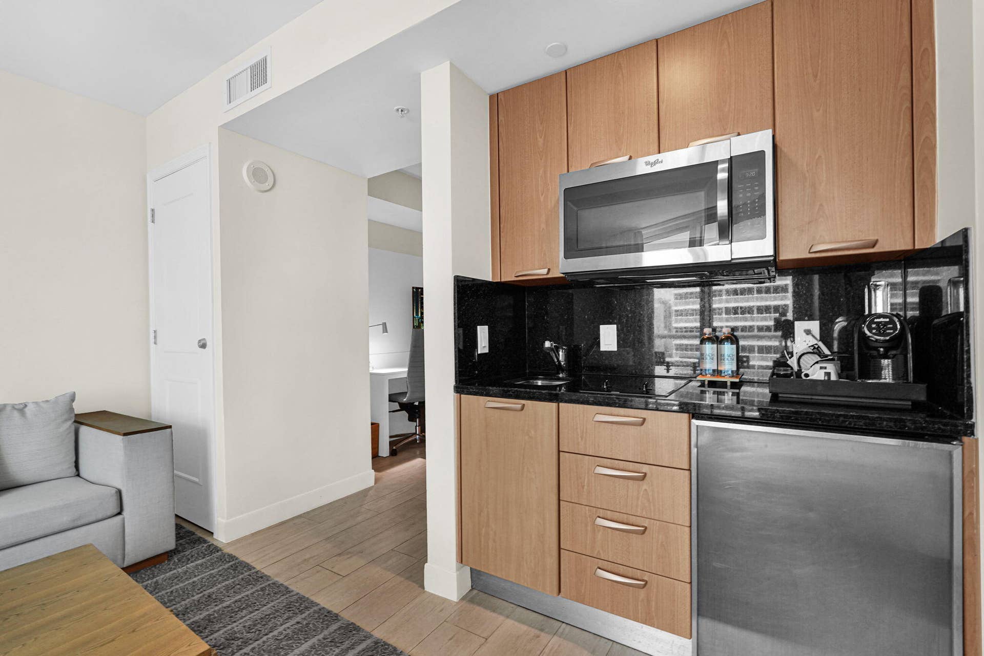 505 N Fort Lauderdale Beach Boulevard, #1103, Fort Lauderdale, FL 33304 12-web-or-mls-DSC09366