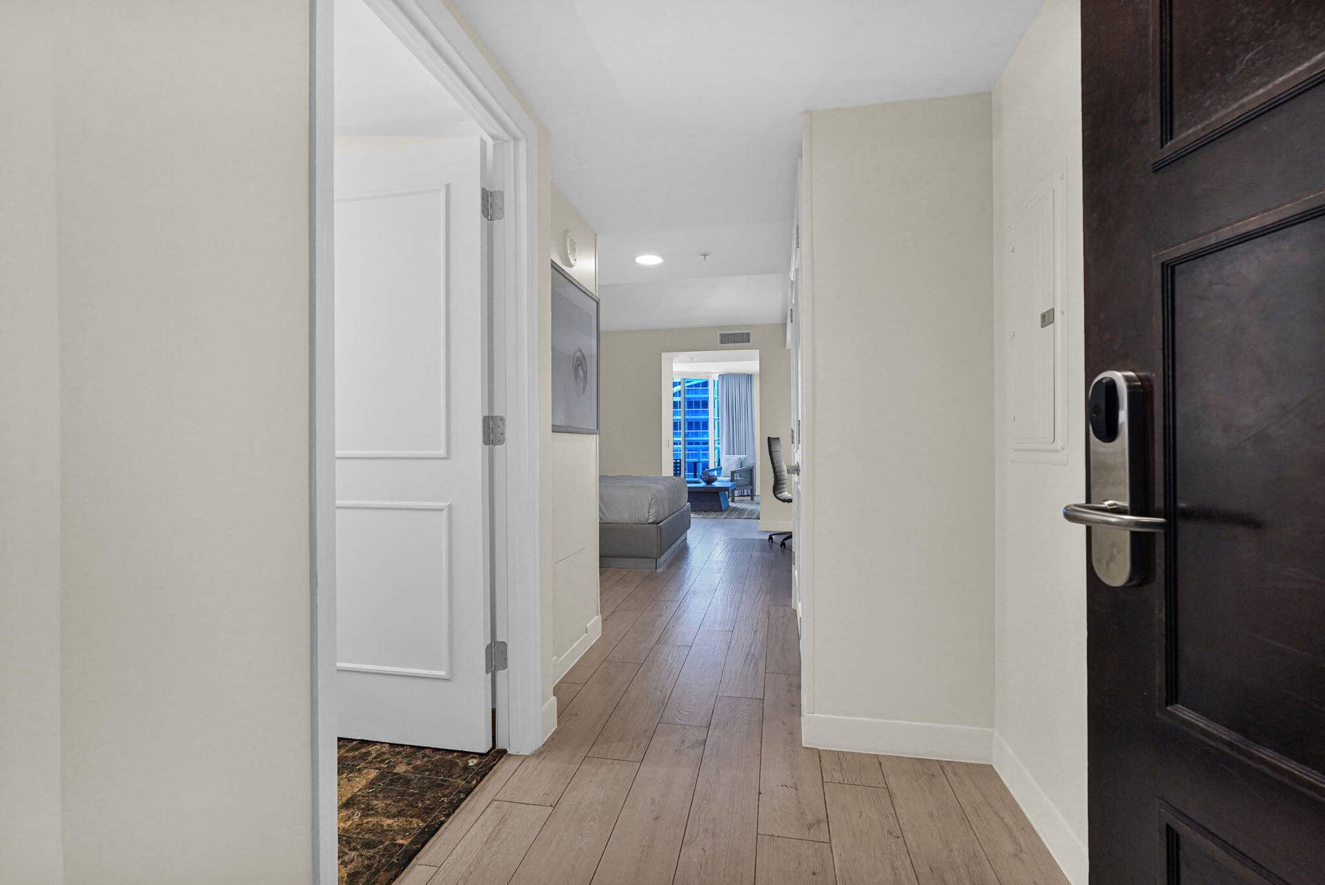 505 N Fort Lauderdale Beach Boulevard, #1103, Fort Lauderdale, FL 33304 15-web-or-mls-DSC09547