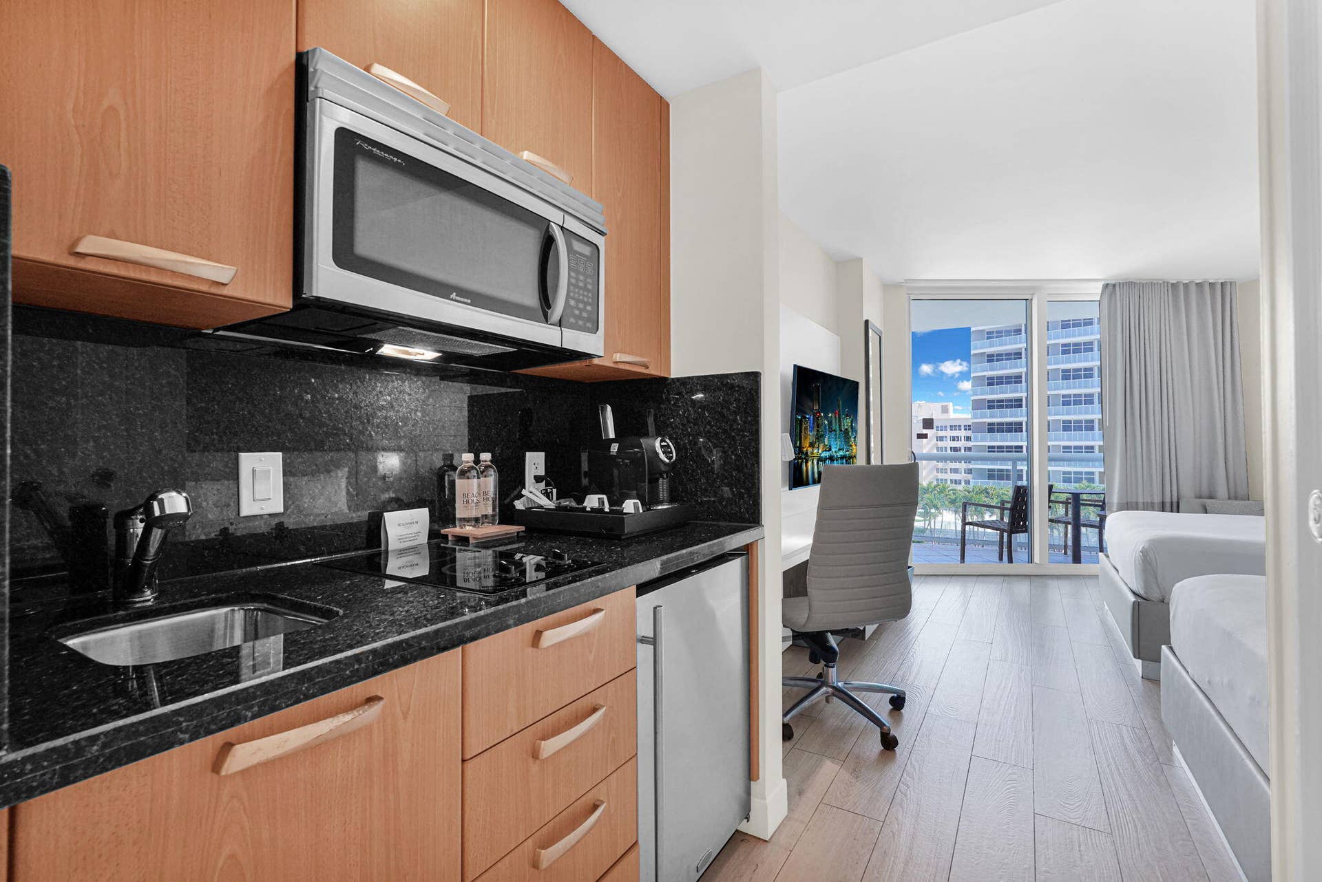 505 N Fort Lauderdale Beach Boulevard, #915, Fort Lauderdale, FL 33304 19-web-or-mls-DSC09582