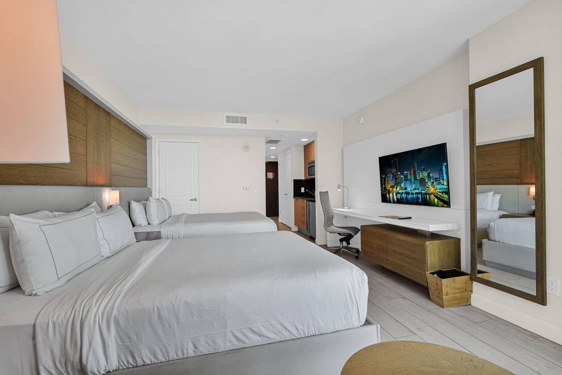 505 N Fort Lauderdale Beach Boulevard, #915, Fort Lauderdale, FL 33304 11-web-or-mls-DSC09852