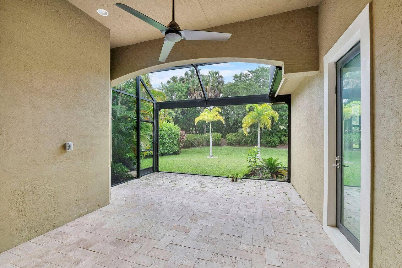 8231 Canopy Terrace, Parkland, FL 33076 web 8231-6