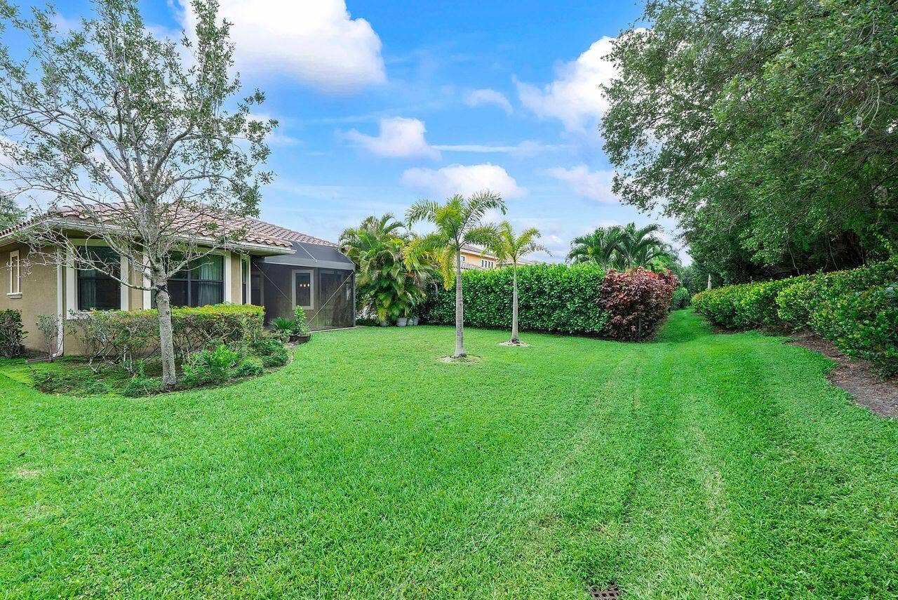 8231 Canopy Terrace, Parkland, FL 33076 web 8231-2