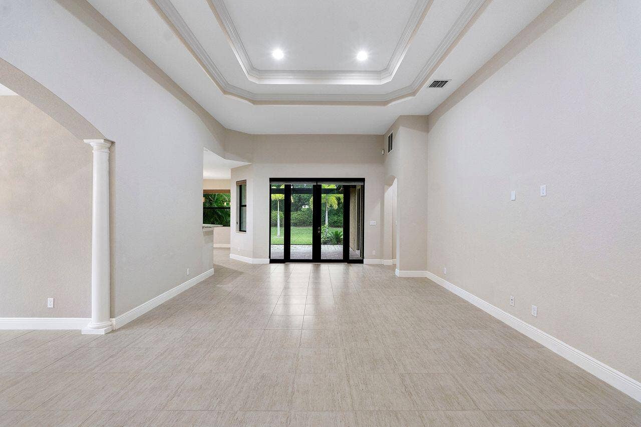 8231 Canopy Terrace, Parkland, FL 33076 web 8231-32