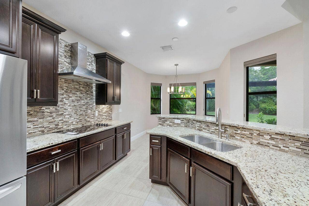 8231 Canopy Terrace, Parkland, FL 33076 web 8231-24