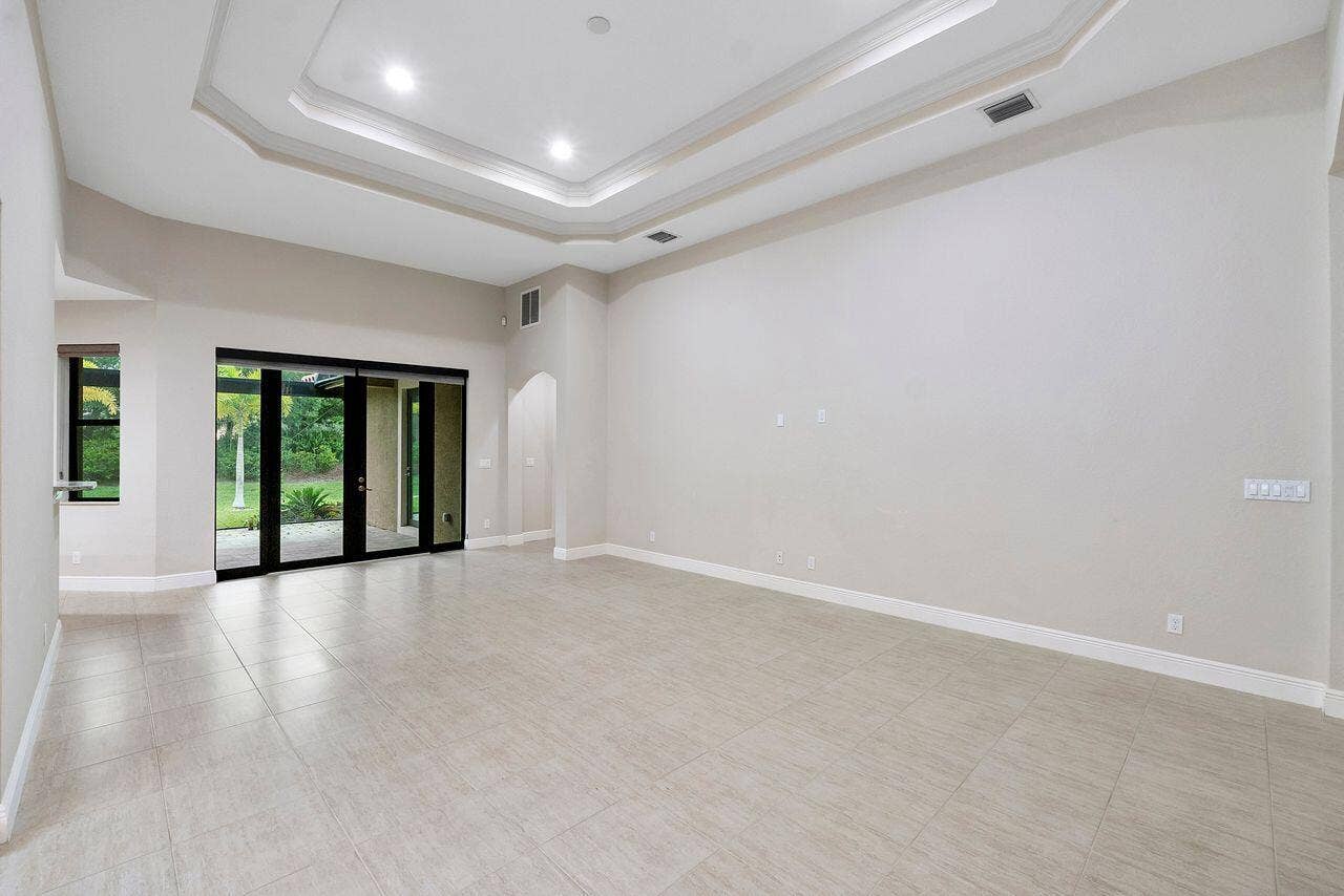 8231 Canopy Terrace, Parkland, FL 33076 web 8231-31