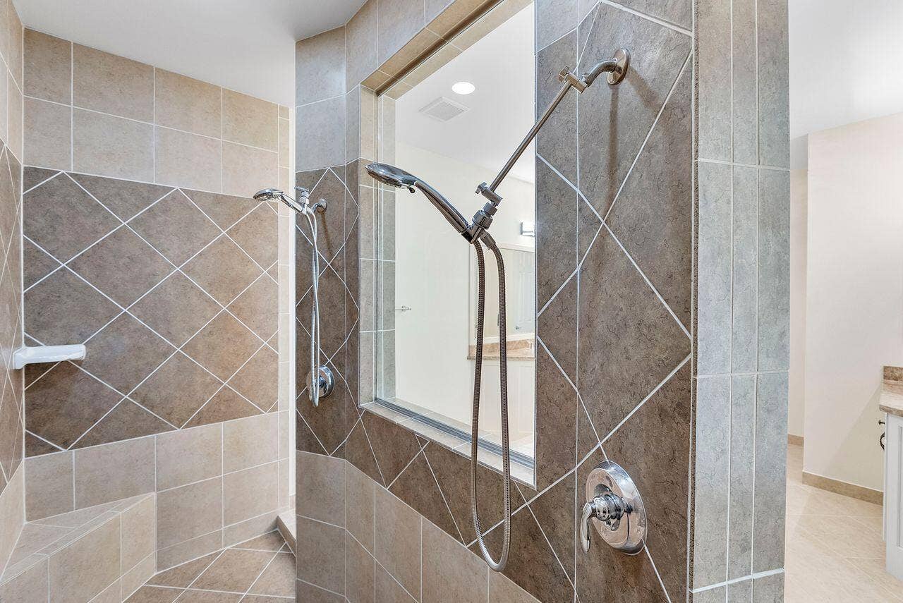 8231 Canopy Terrace, Parkland, FL 33076 web 8231-13