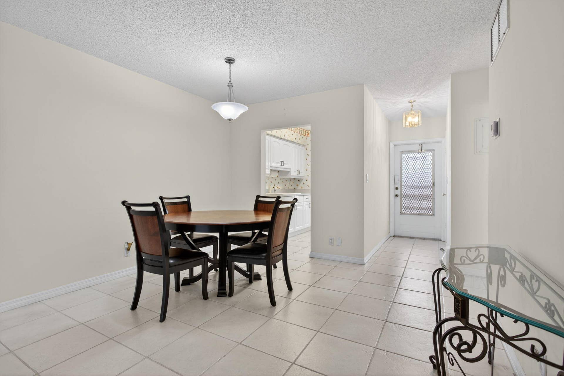 Living to dining room