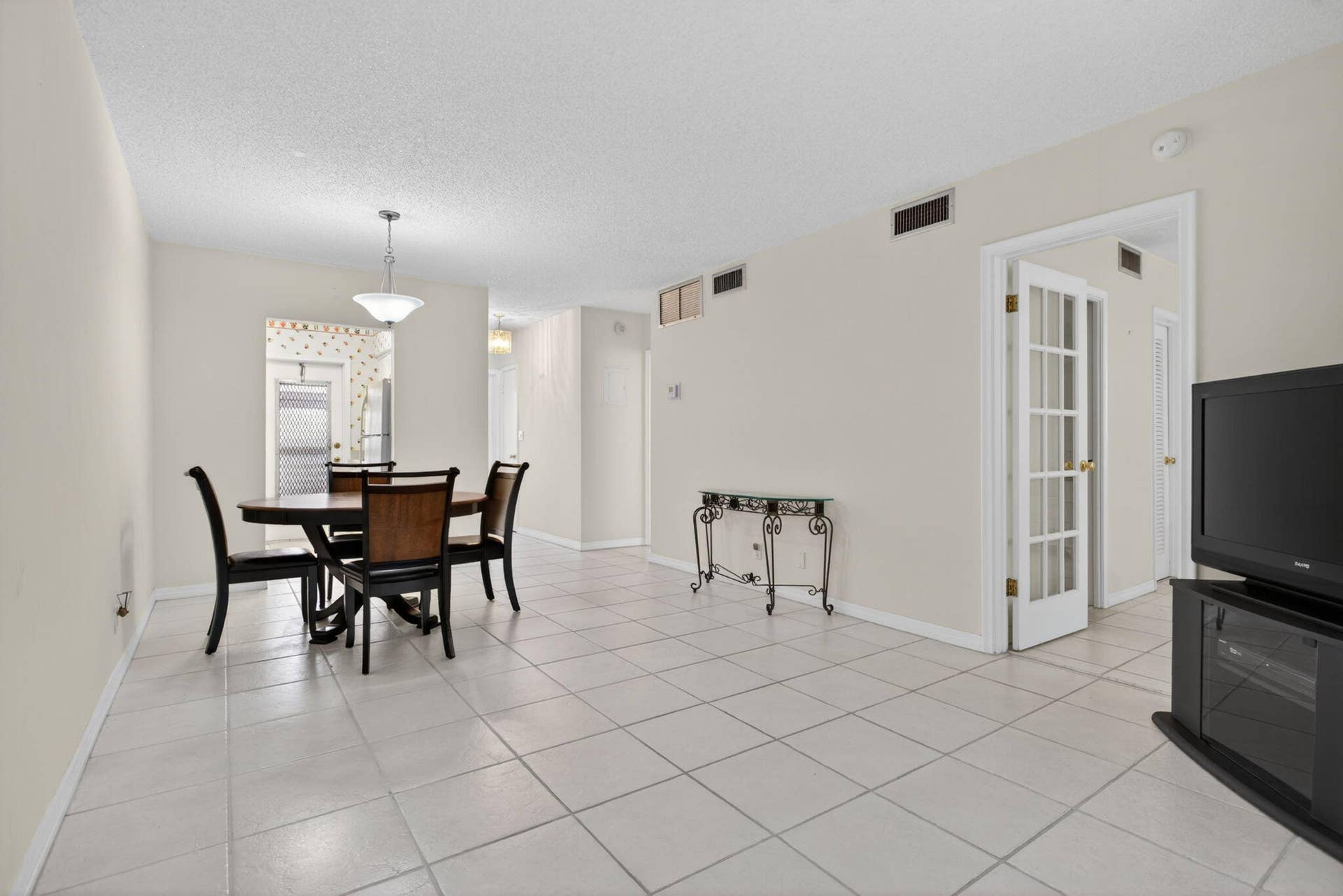 Living to dining room