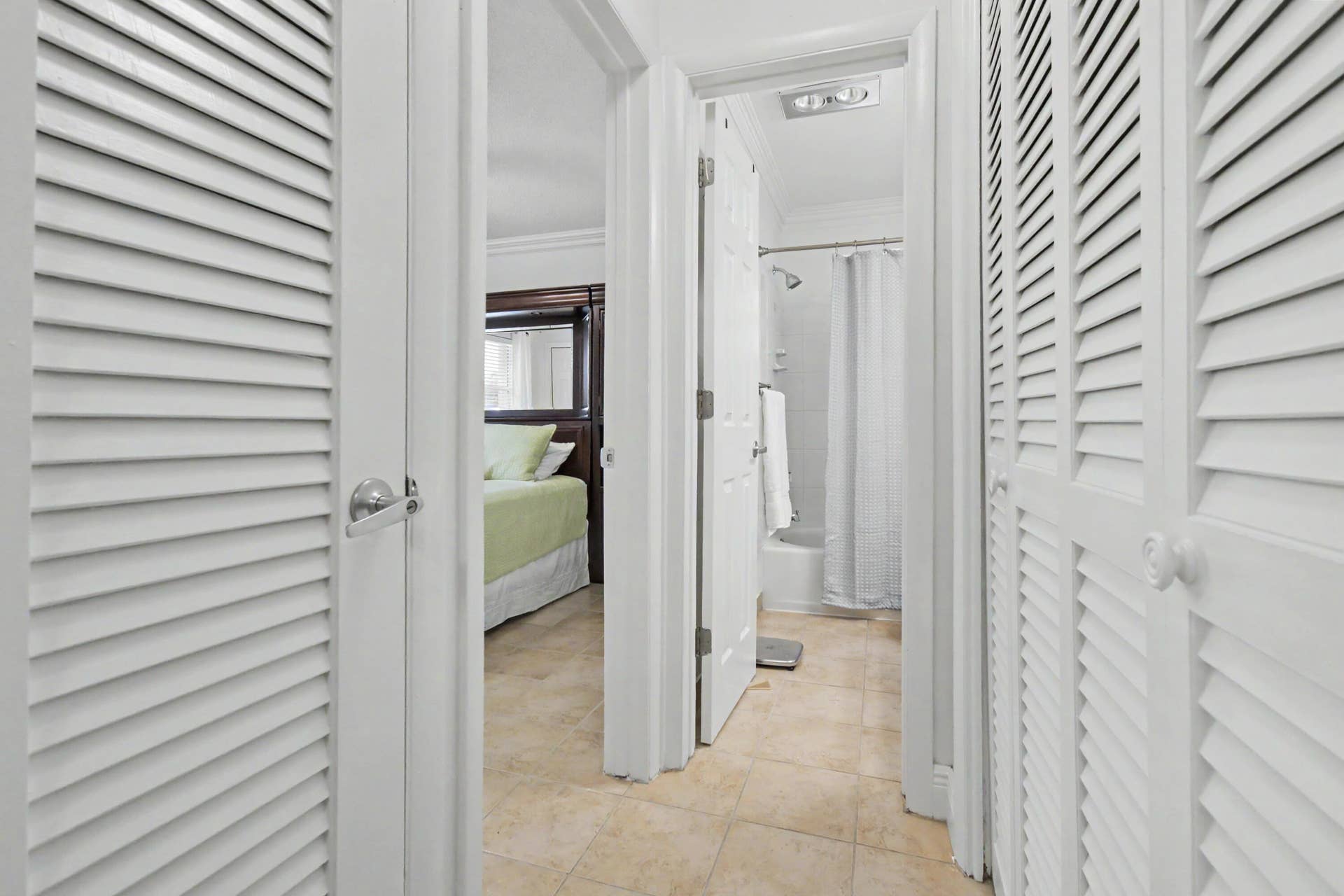 2701 NE 1st Street, #201, Pompano Beach, FL 33062 Hallway Closets
