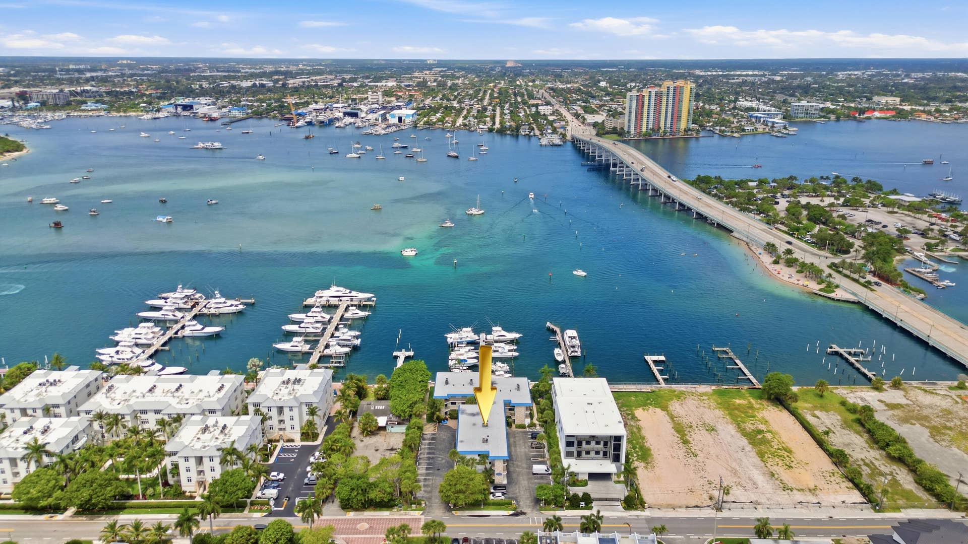220 Lake Drive, #206, Palm Beach Shores, FL 33404 aerial