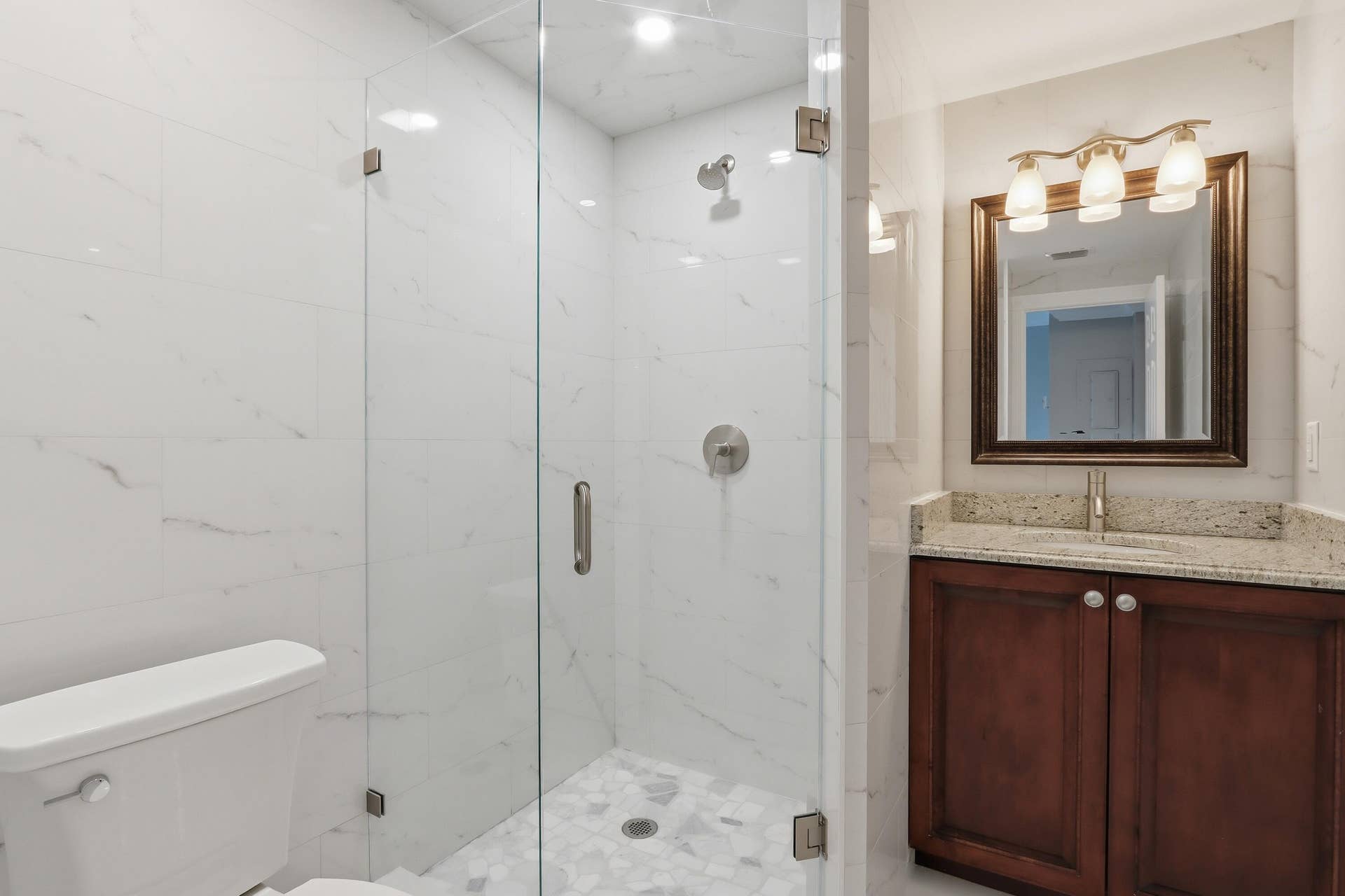 220 Lake Drive, #206, Palm Beach Shores, FL 33404 bathroom