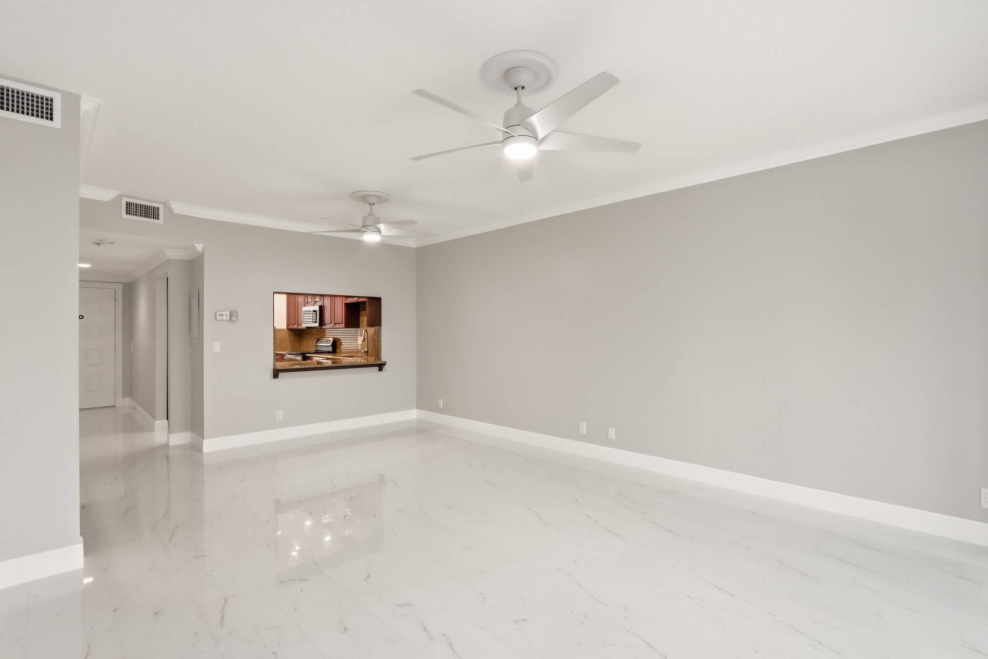 220 Lake Drive, #206, Palm Beach Shores, FL 33404 12_12. great room